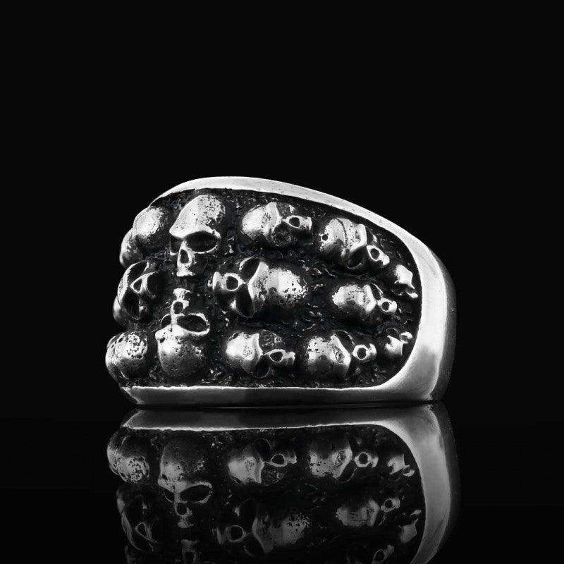Skulle Band Ring
